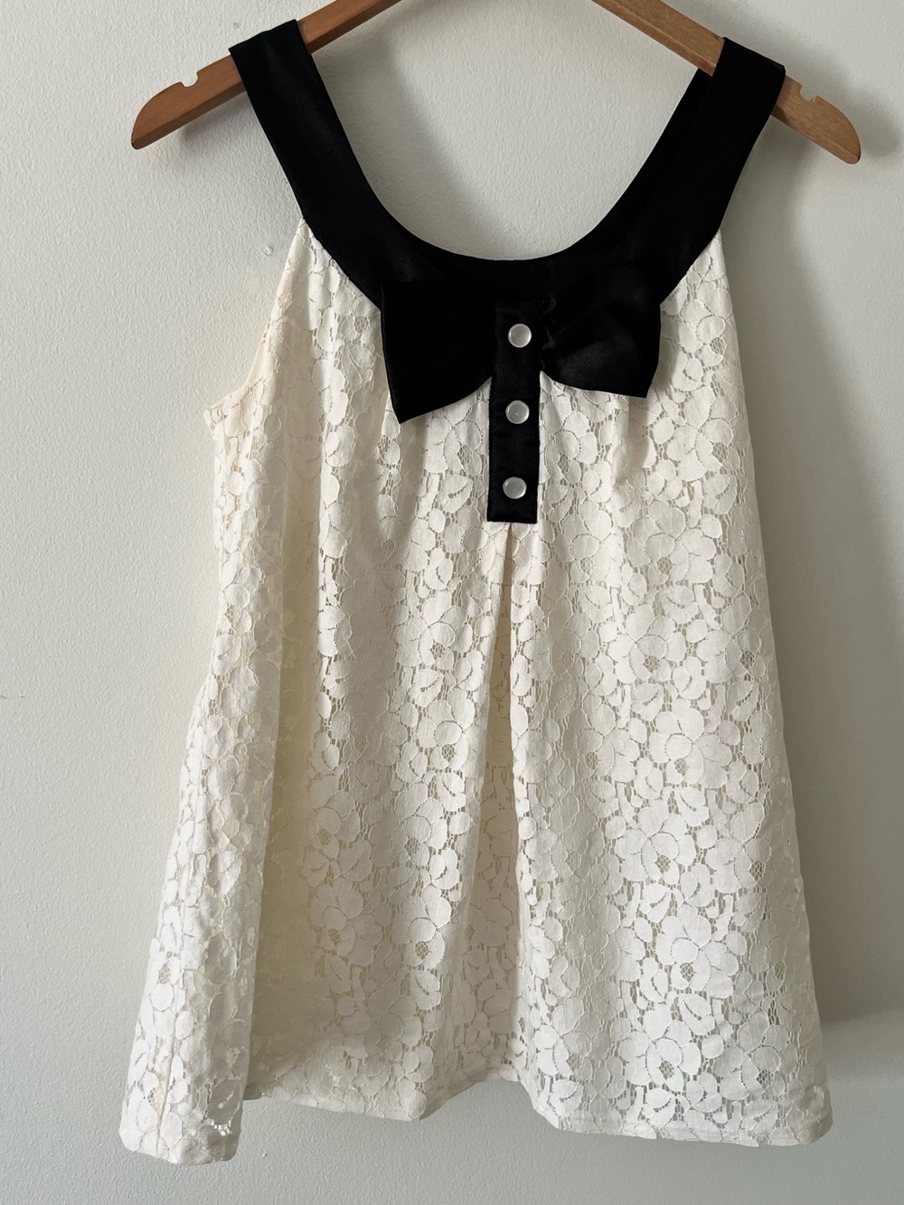 Eyeshadow Ivory Lace Tank with Black Satin Bow Twee Feminine Romantic XS-S